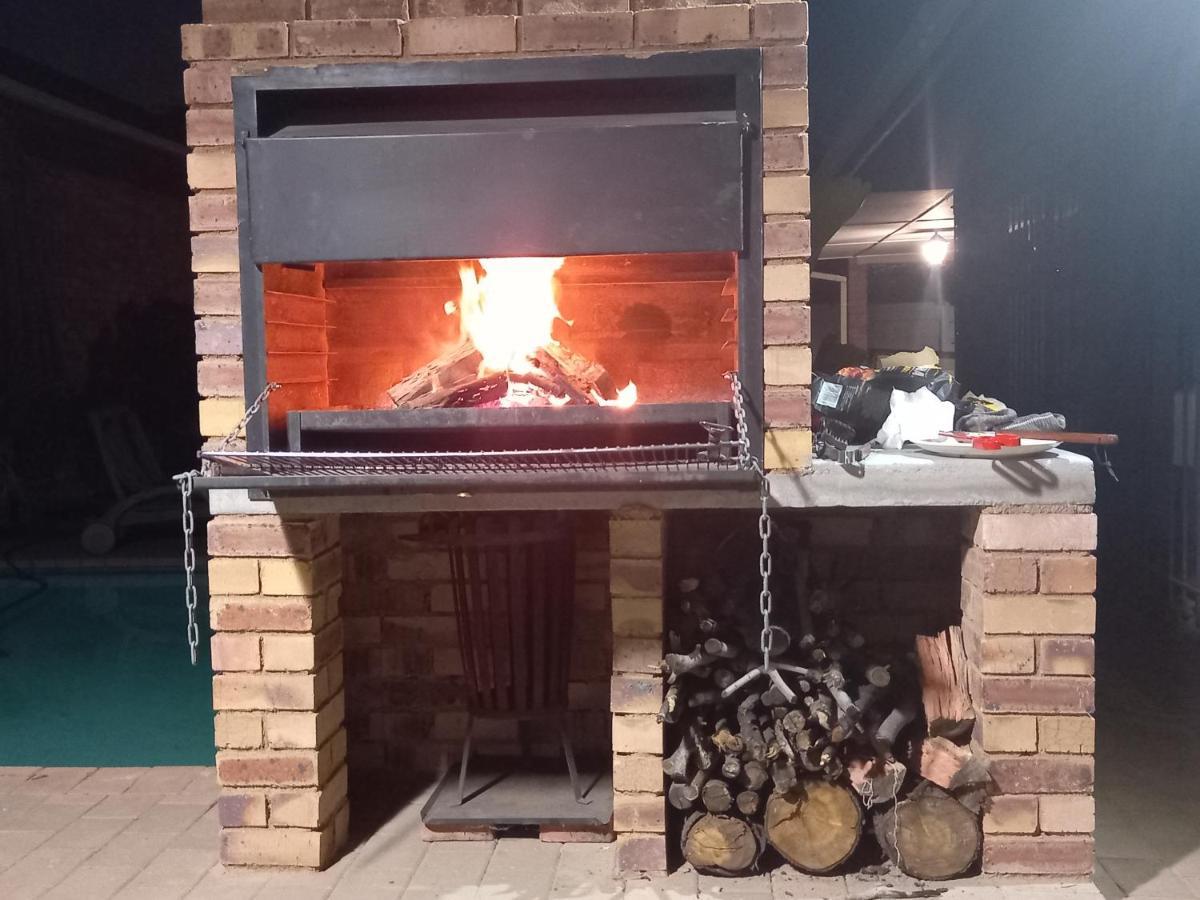 Meadows Guesthouse Germiston Εξωτερικό φωτογραφία