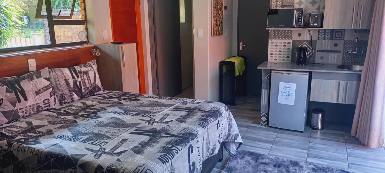 Meadows Guesthouse Germiston Εξωτερικό φωτογραφία